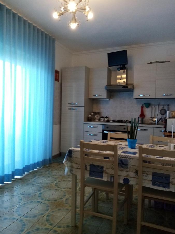 Casa A 20 Metri Dal Mare! Apartment Fossacesia Luaran gambar